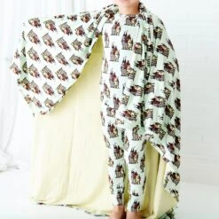 A Good Knight’s Sleep Reversible Blanket 9 A Good Knight’s Sleep Reversible Blanket -DREAMIERE Store CastleTwoPieceJamms 5