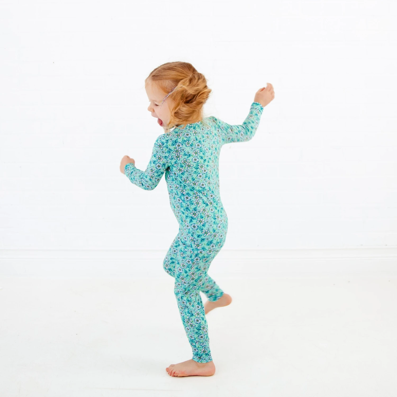 Driving Me Daisy Two Piece Pajamas Set 5 Driving Me Daisy Two Piece Pajamas Set - Image 3