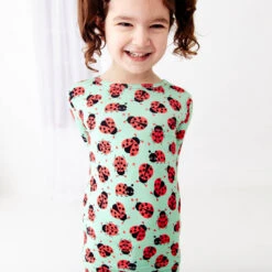 Bugs And Kisses Two Piece Pajamas Set 9 Bugs And Kisses Two Piece Pajamas Set -DREAMIERE Store LadyugsTwoPieceJamms 4