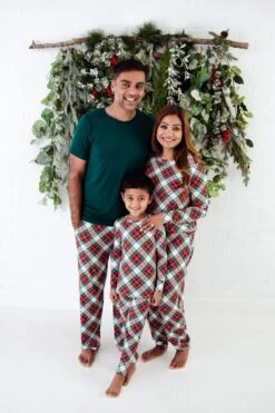 Prancer's Plaid Two Piece Pajamas Set 13 Prancer's Plaid Two Piece Pajamas Set -DREAMIERE Store Plaidwomensloungewear 8 88c2fc44 0eee 4f8b 95b1 c61b5a63113d