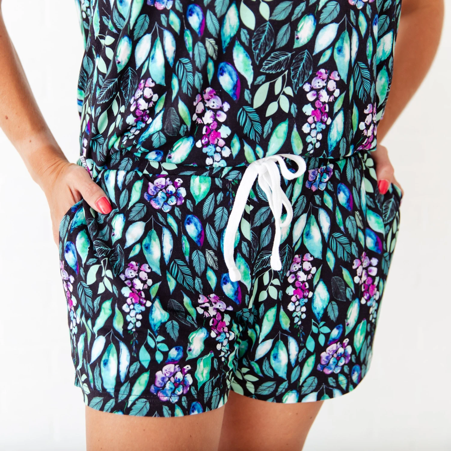 Moonlight Garden Women's V-Neck And Shorts Set 6 Moonlight Garden Women's V-Neck And Shorts Set - Image 4