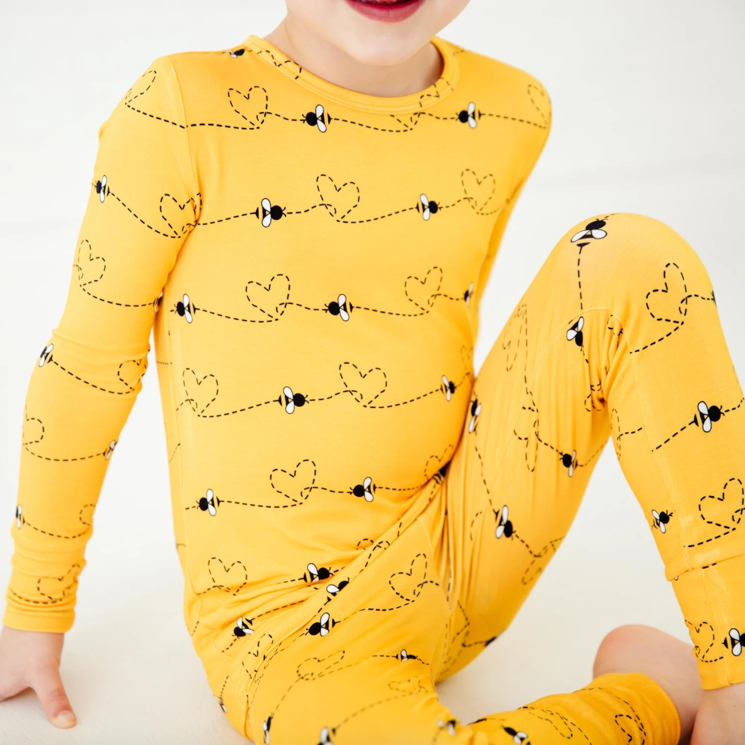 Bumble And Kind Two Piece Pajamas Set 4 Bumble And Kind Two Piece Pajamas Set - Image 2