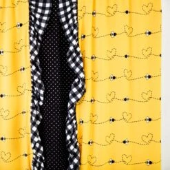 Bumble And Kind Ruffle Reversible Blanket 10 Bumble And Kind Ruffle Reversible Blanket -DREAMIERE Store bumbleandkindruffleblanket 2