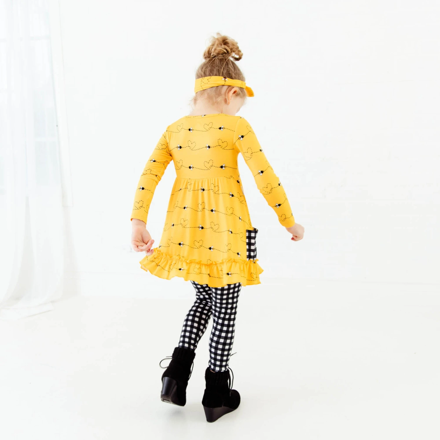 Bumble And Kind Ruffle Tunic And Pants Set 4 Bumble And Kind Ruffle Tunic And Pants Set - Image 2