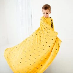 Bumble And Kind Reversible Blanket 9 Bumble And Kind Reversible Blanket -DREAMIERE Store bumbleandkindtwopiecejammsshorts 13