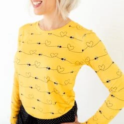 Bumble And Kind Women's Long Sleeve Crew Neck With Ruffle Shorts Pajama Set 11 Bumble And Kind Women's Long Sleeve Crew Neck With Ruffle Shorts Pajama Set -DREAMIERE Store bumbleandkindwomensLStopandruffleshorts 3