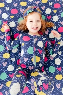 Love Reigns Convertible Footie -DREAMIERE Store cloudsfootie