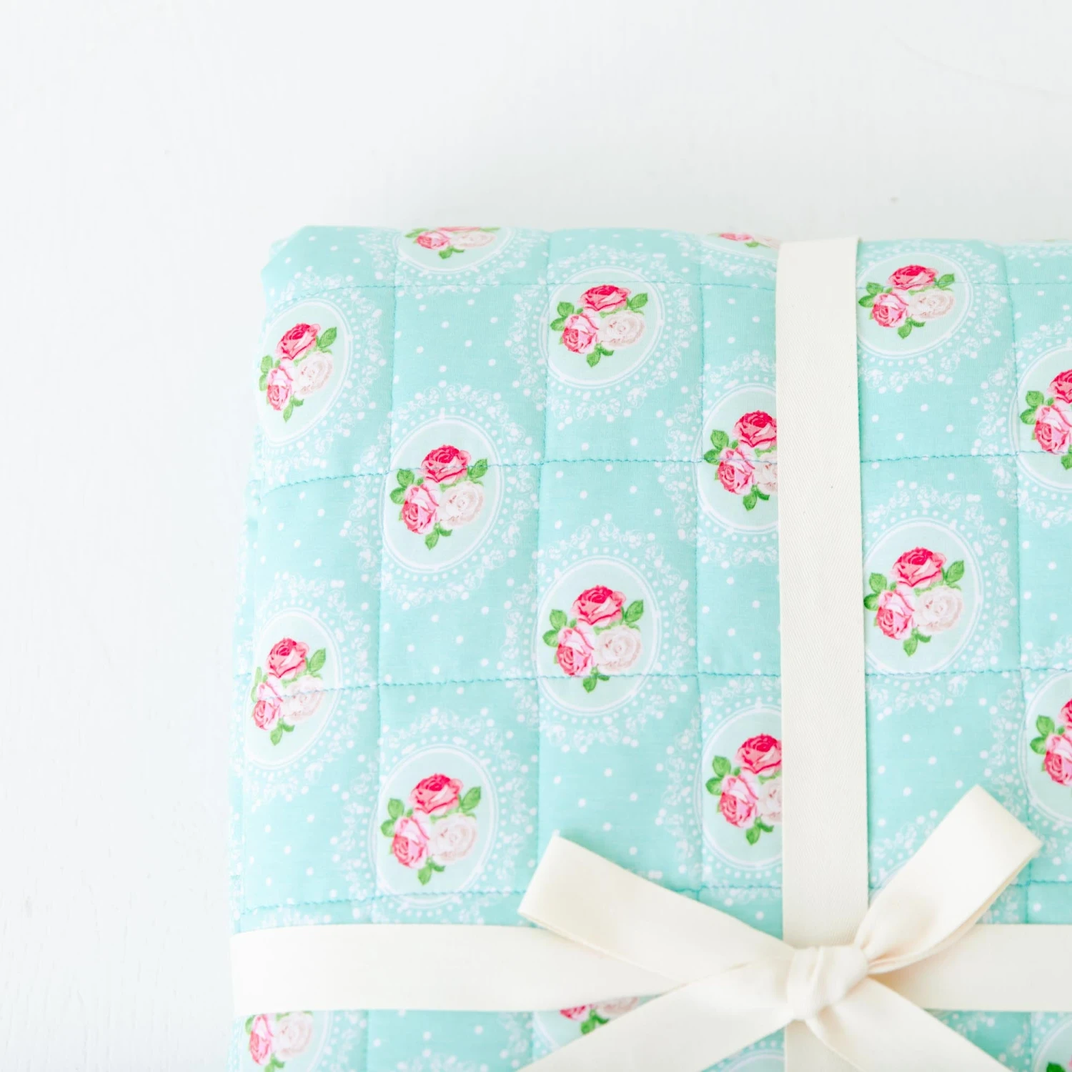 Ring Around The Roses Quilted Adult Bamboo Blanket - Two Layer 5 Ring Around The Roses Quilted Adult Bamboo Blanket - Two Layer - Image 3