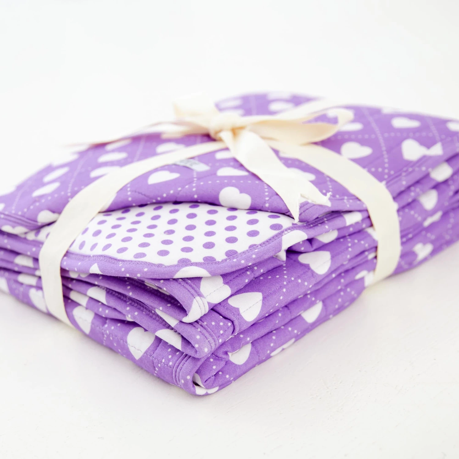 Heart To Get Quilted Children's Bamboo Blanket - Purple 7 Heart To Get Quilted Children's Bamboo Blanket - Purple - Image 5