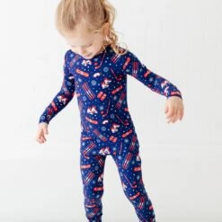 Freeze The Day Two Piece Pajamas Set 11 Freeze The Day Two Piece Pajamas Set -DREAMIERE Store hockeytwopiecejamms