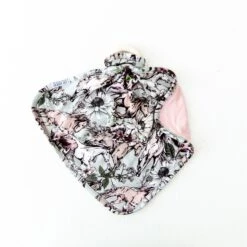 Hold Your Horses Lovey