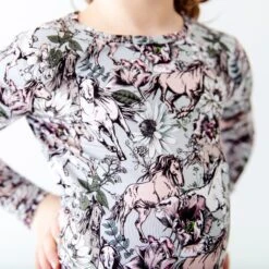 Hold Your Horses Two Piece Pajamas Set 9 Hold Your Horses Two Piece Pajamas Set -DREAMIERE Store hoursestwopiecejamms 3