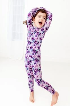 Picked To Perfection Two Piece Pajamas Set 9 Picked To Perfection Two Piece Pajamas Set -DREAMIERE Store lilacfloraltwopiecejamms 2