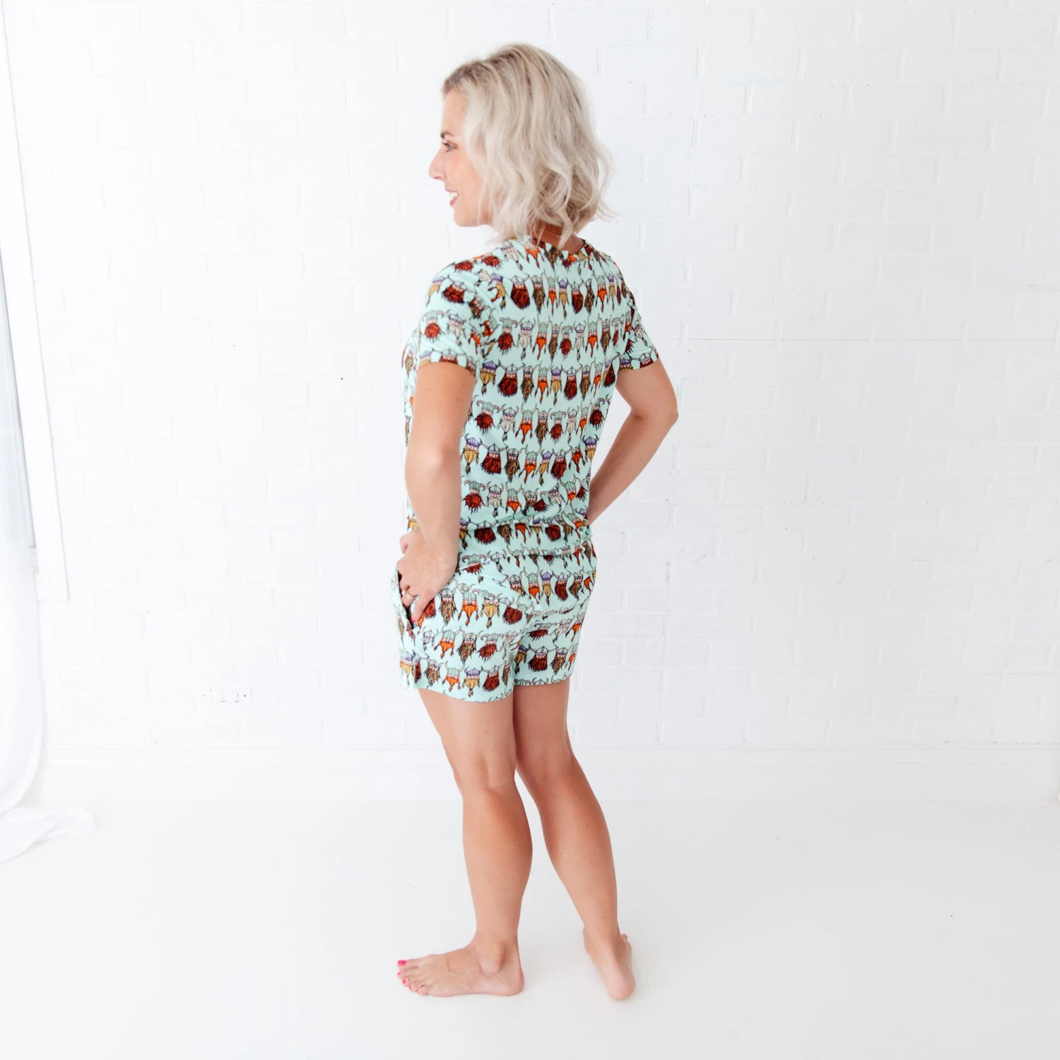 Nordic Dreams Women's V-Neck And Shorts Set 5 Nordic Dreams Women's V-Neck And Shorts Set - Image 3