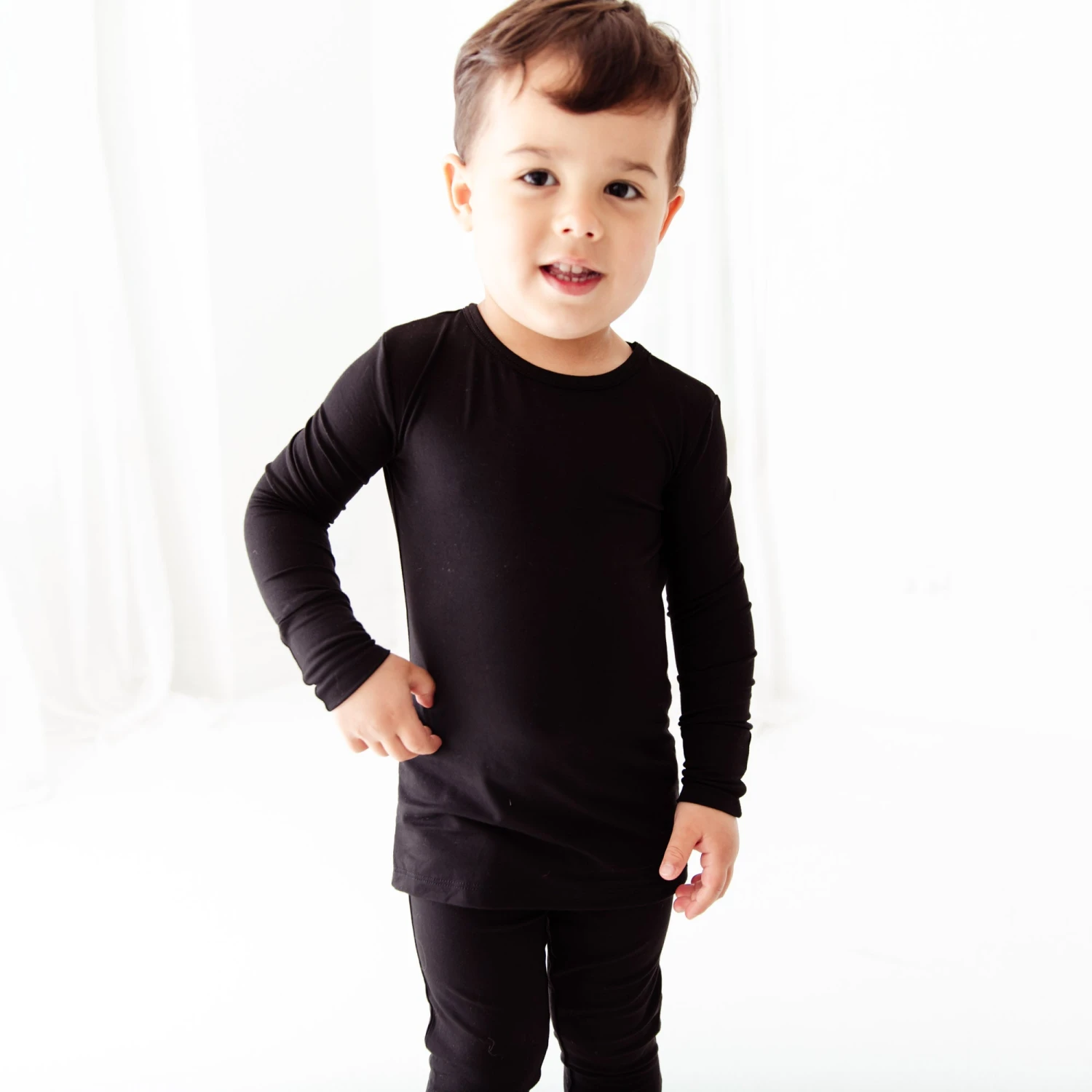 Onyx Two Piece Pajamas Set 5 Onyx Two Piece Pajamas Set - Image 3