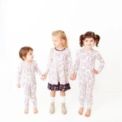 Eau De Dreamiere Two Piece Pajamas Set 13 Eau De Dreamiere Two Piece Pajamas Set -DREAMIERE Store perfumegroupshots