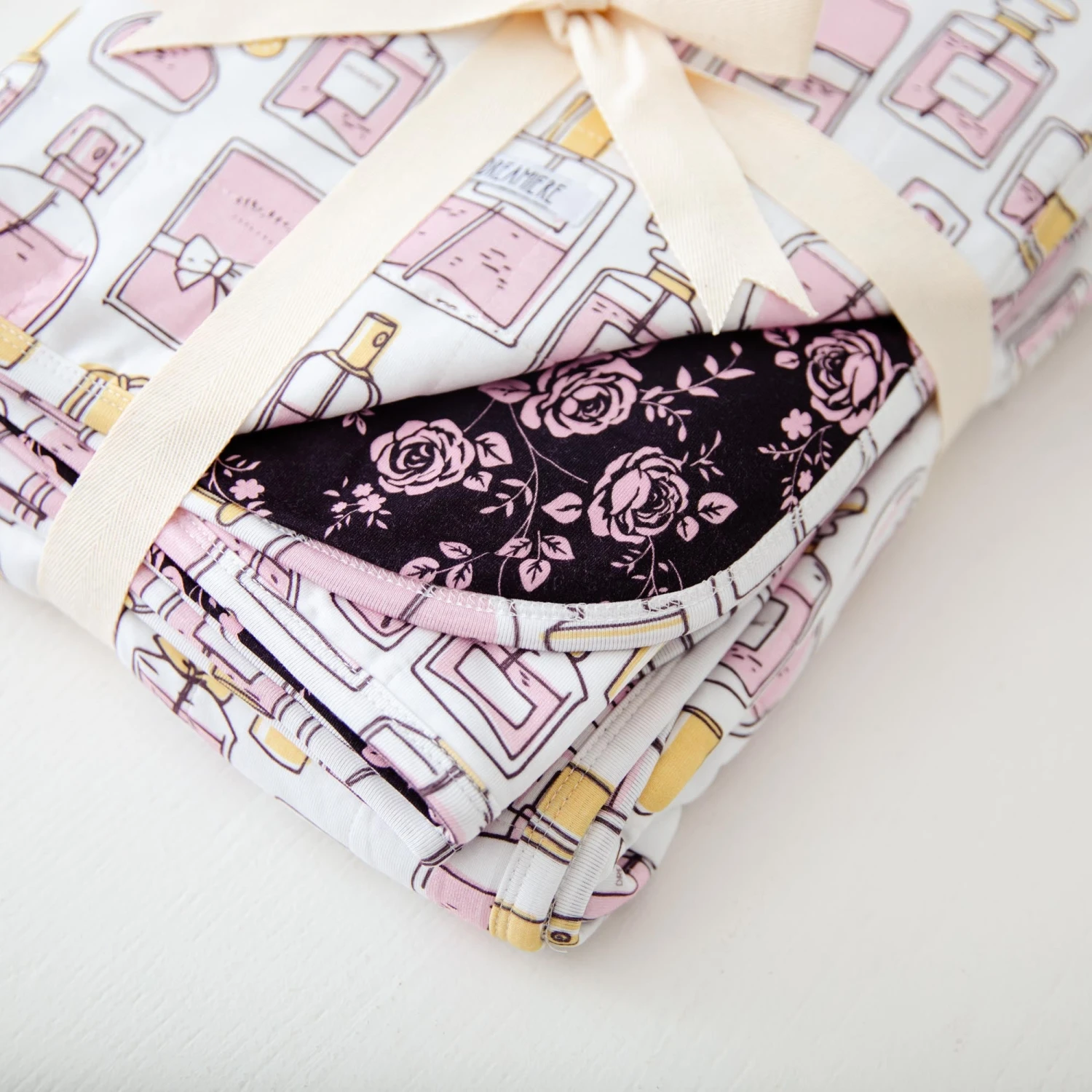 Eau De Dreamiere Quilted Children's Bamboo Blanket 5 Eau De Dreamiere Quilted Children's Bamboo Blanket - Image 3