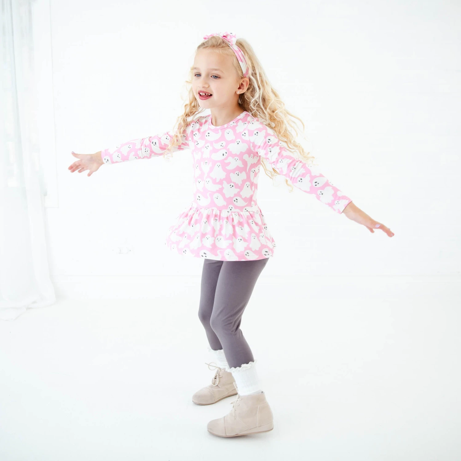 Paranormal Naptivity Long Sleeve Twirler Top And Pants Set - Pink 6 Paranormal Naptivity Long Sleeve Twirler Top And Pants Set - Pink - Image 4