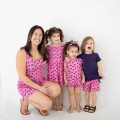 The Palm Life Pocket Tee And Short Set 11 The Palm Life Pocket Tee And Short Set -DREAMIERE Store pinkpalmtreesgroupshotsofelia fa24ad00 3c95 4fe9 b290 bfdaf6e83da2