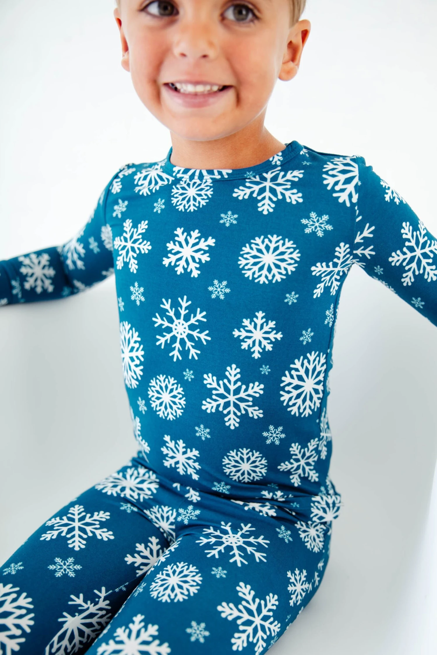 Snowflake Like Home Two Piece Pajamas Set 4 Snowflake Like Home Two Piece Pajamas Set - Image 2