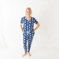 Stars And Strikes Women's Short Sleeve Loungewear