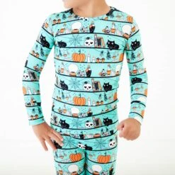 A Drop Of Magic Two Piece Pajamas Set - Teal -DREAMIERE Store tealhouse2piecejamms 4