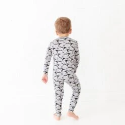 Whale Hello There Two Piece Pajamas Set 9 Whale Hello There Two Piece Pajamas Set -DREAMIERE Store whalestwopiecejamms 3